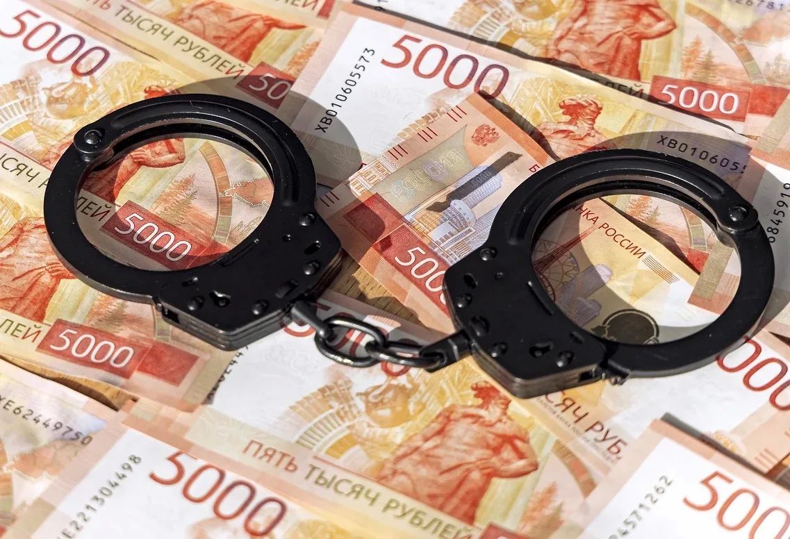 В Оренбурге осудили преступную группу за хищение нефти на 124 млн рублей
