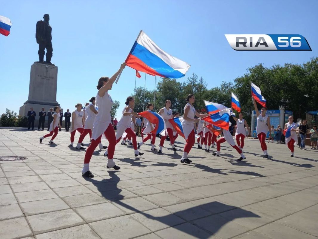 Куда сходить в Оренбурге на День флага