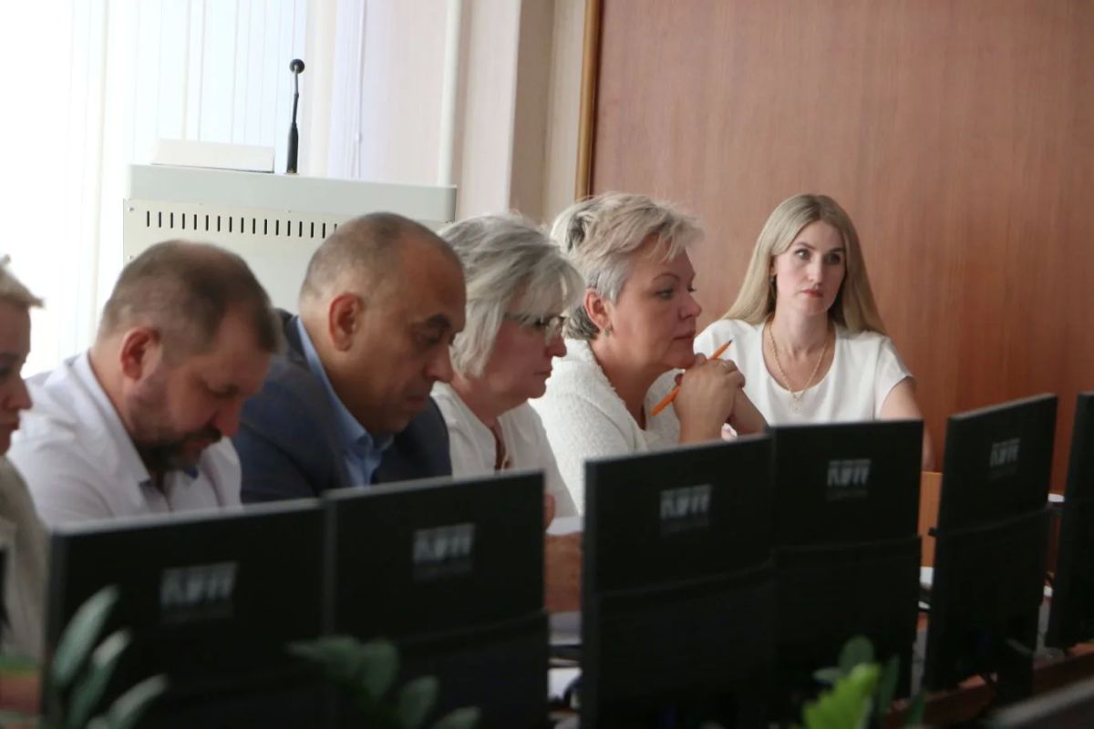 В Орске обсудили, как обеспечить безопасность в праздники и на выборах В Орске обсудили, как обеспечить безопасность в праздники и на выборах