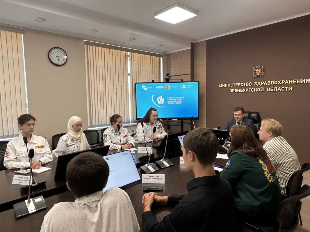Сегодня пообщался с бойцами Всероссийского студенческого медицинского отряда «Яшма» Сегодня пообщался с бойцами Всероссийского студенческого медицинского отряда «Яшма»