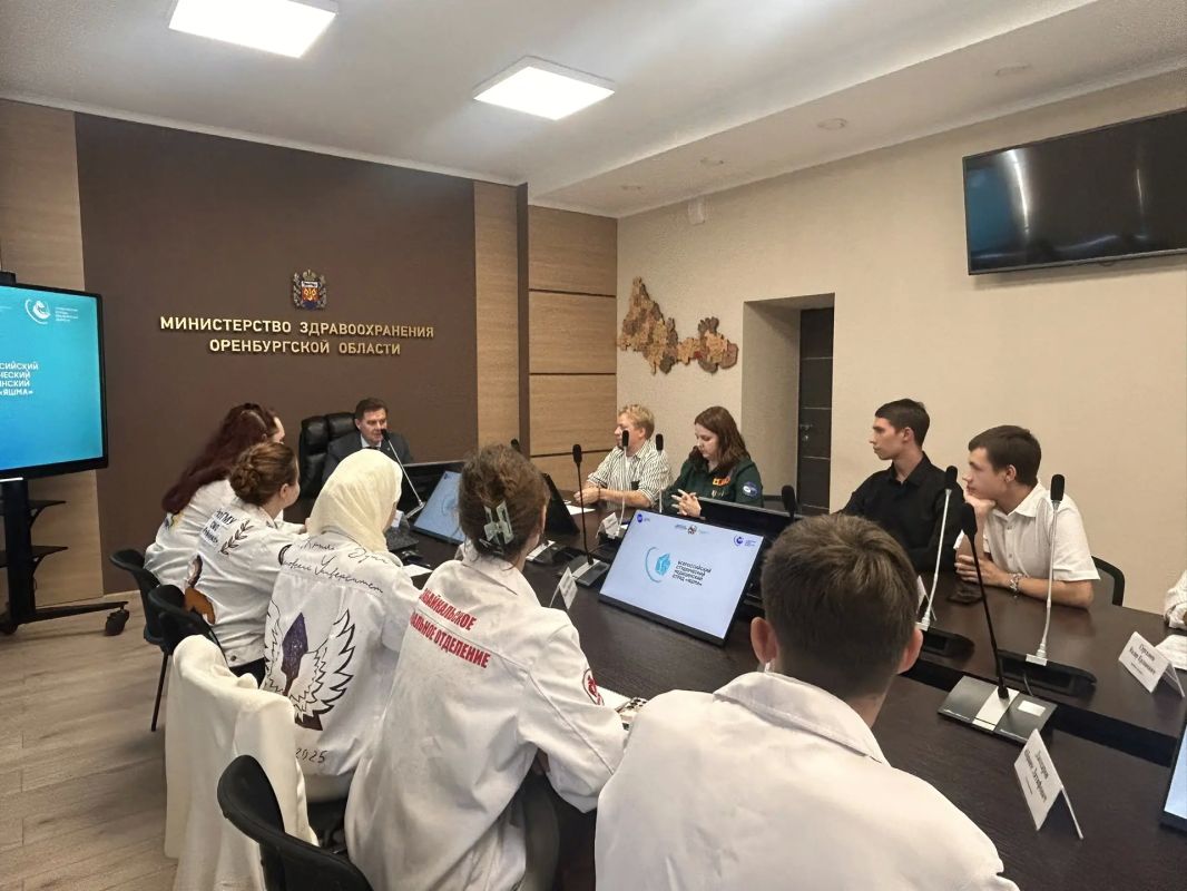 Сегодня пообщался с бойцами Всероссийского студенческого медицинского отряда «Яшма» Сегодня пообщался с бойцами Всероссийского студенческого медицинского отряда «Яшма»