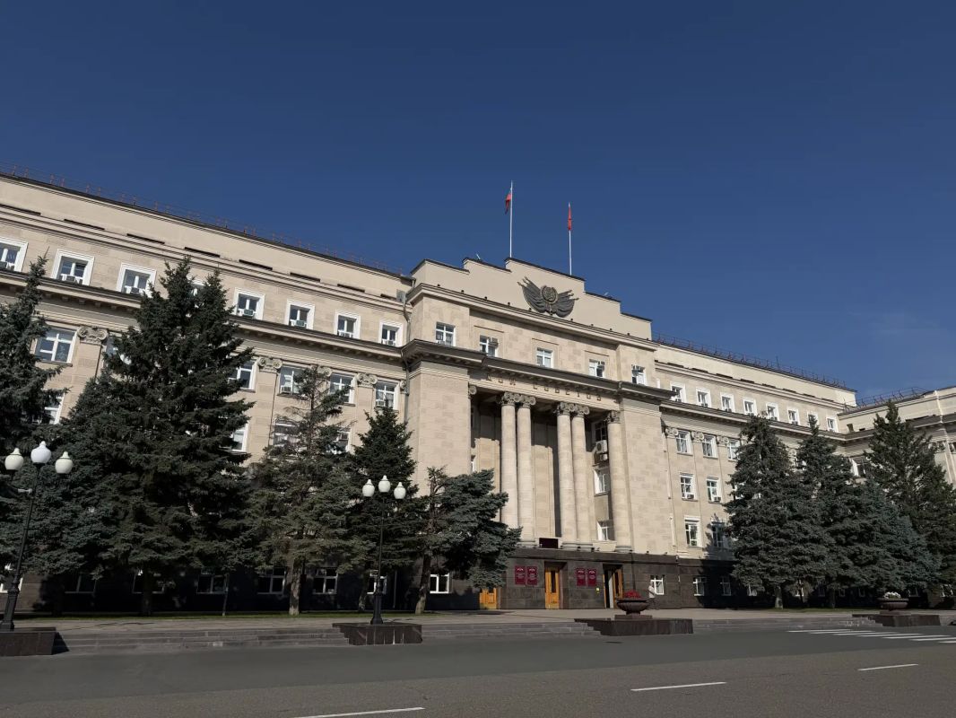 Губернатор Евгений Солнцев провел заседание антитеррористической комиссии в Оренбургской области