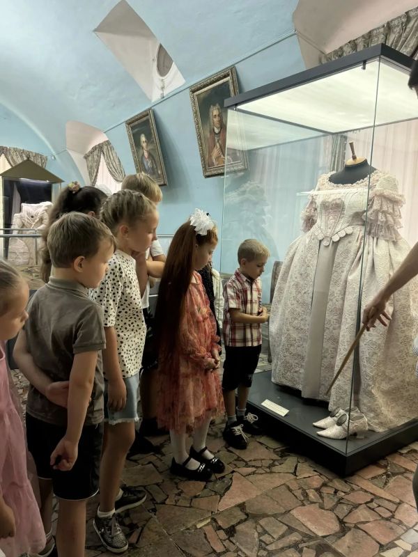 В Оренбурге продолжается акция «Соберем ребенка в школу» В Оренбурге продолжается акция «Соберем ребенка в школу»