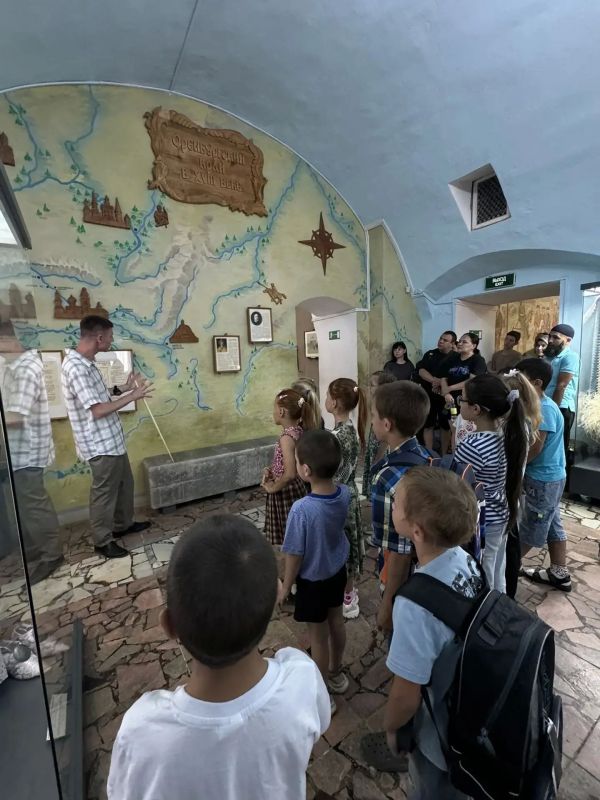 В Оренбурге продолжается акция «Соберем ребенка в школу» В Оренбурге продолжается акция «Соберем ребенка в школу»