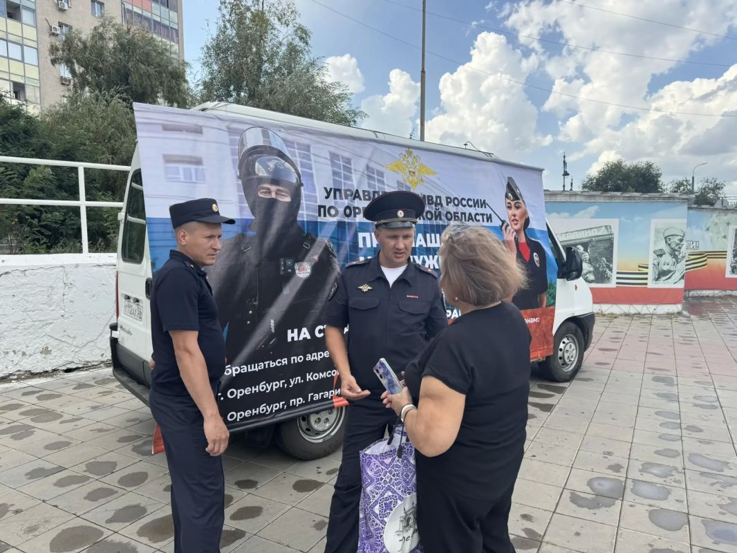 В Оренбурге продолжает работу рекрутинговый центр В Оренбурге продолжает работу рекрутинговый центр