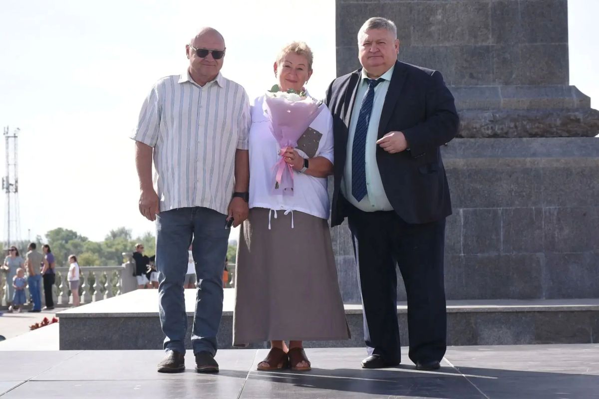 Праздник единства: Оренбург отмечает День Государственного флага Праздник единства: Оренбург отмечает День Государственного флага
