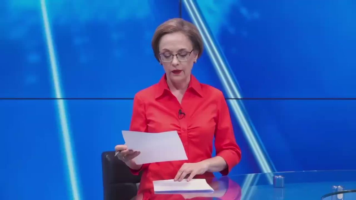 ГУБЕРНАТОР ПРОВЕРИЛ ХОД РЕМОНТА В ОДНОЙ ИЗ ШКОЛ БУЗУЛУКА