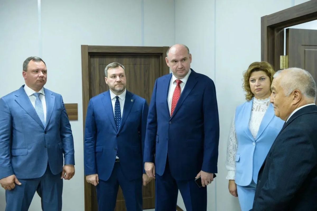 Глава региона проверил работу обновленных судебных участков в Бузулуке