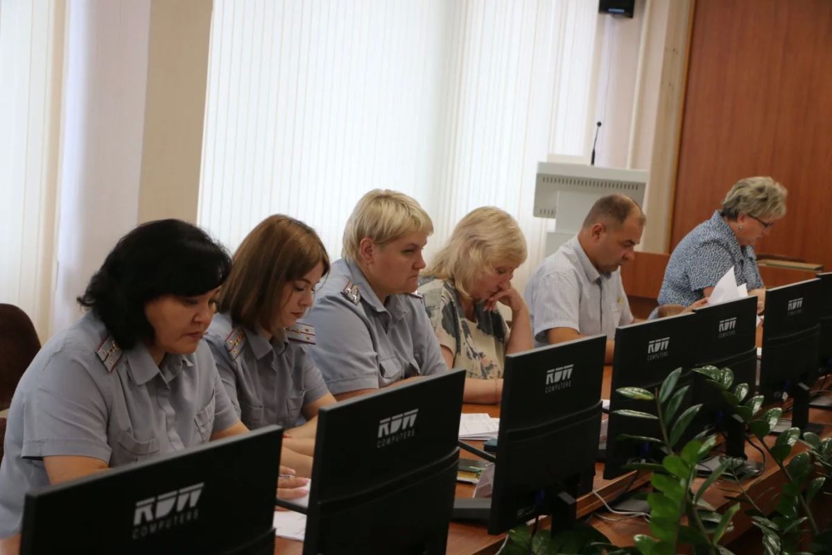 В Орске еще раз обсудили безопасность на выборах, Дне города и в школах В Орске еще раз обсудили безопасность на выборах, Дне города и в школах