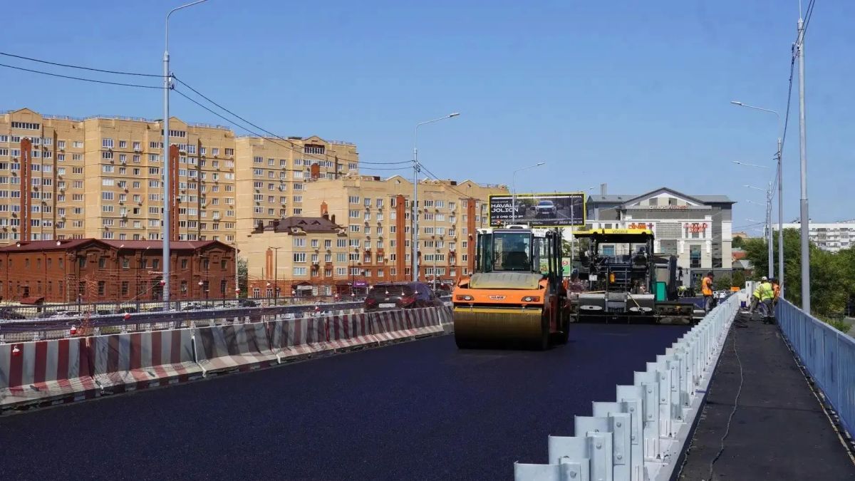 На автомобильном мосту через Урал в Оренбурге новый асфальт! На автомобильном мосту через Урал в Оренбурге новый асфальт!