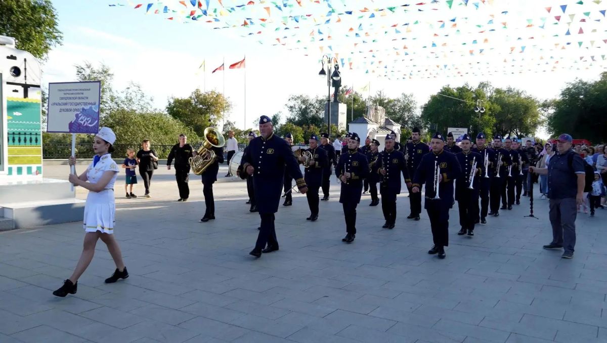 Фестиваль «Голос Евразии» представит в Оренбурге лучшие традиции духовой и джазовой музыки Фестиваль «Голос Евразии» представит в Оренбурге лучшие традиции духовой и джазовой музыки