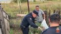 Полицейские Переволоцкого района изъяли у местного жителя более 10 килограммов конопли