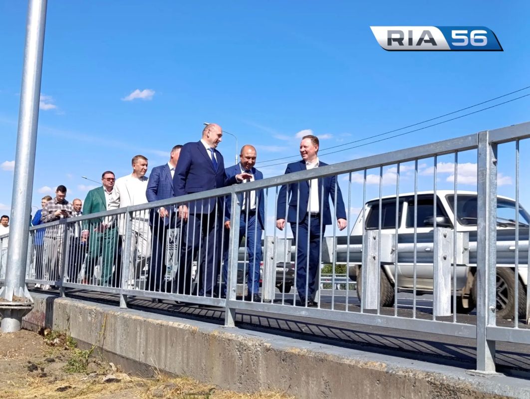 В Оренбурге досрочно завершился капремонт моста через реку Урал В Оренбурге досрочно завершился капремонт моста через реку Урал