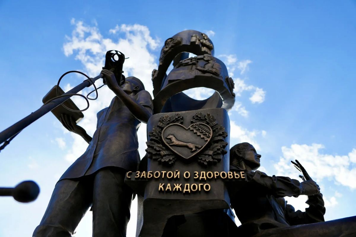 Сегодня поздравил первокурсников Оренбургского государственного медицинского университета с Днём знаний Сегодня поздравил первокурсников Оренбургского государственного медицинского университета с Днём знаний