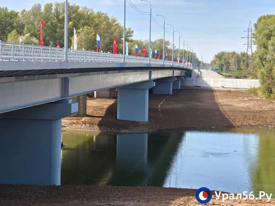 Раньше срока: В Оренбурге открыли новый мост через реку Сакмару на проспекте Братьев Коростелевых Раньше срока: В Оренбурге открыли новый мост через реку Сакмару на проспекте Братьев Коростелевых