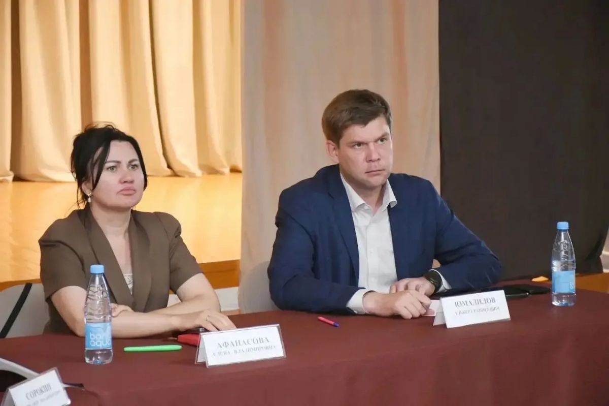 Альберт Юмадилов: Вместе с депутатом областного Законодательного собрания Еленой Афанасовой и ресурсниками встретился с жителями поселка Самородово Альберт Юмадилов: Вместе с депутатом областного Законодательного собрания Еленой Афанасовой и ресурсниками встретился с жителями поселка Самородово