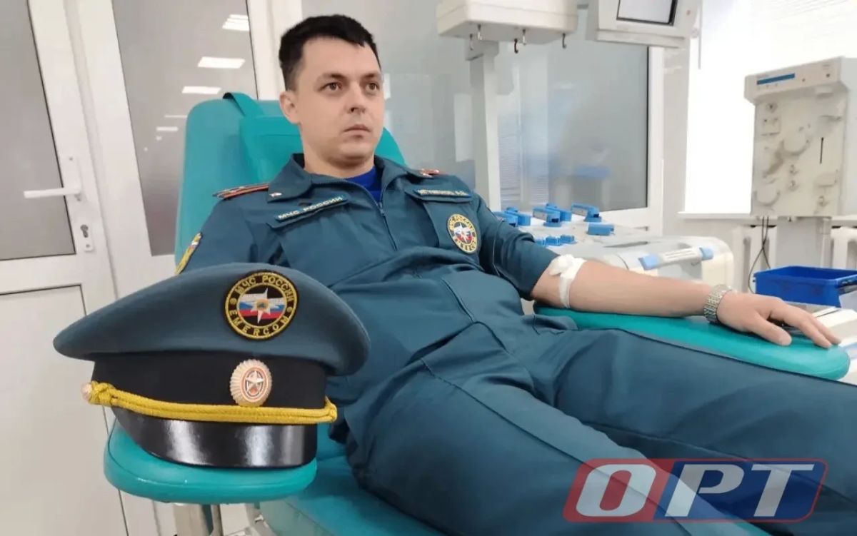 Оренбургские силовики присоединились к донорской акции в память о жертвах терактов Оренбургские силовики присоединились к донорской акции в память о жертвах терактов