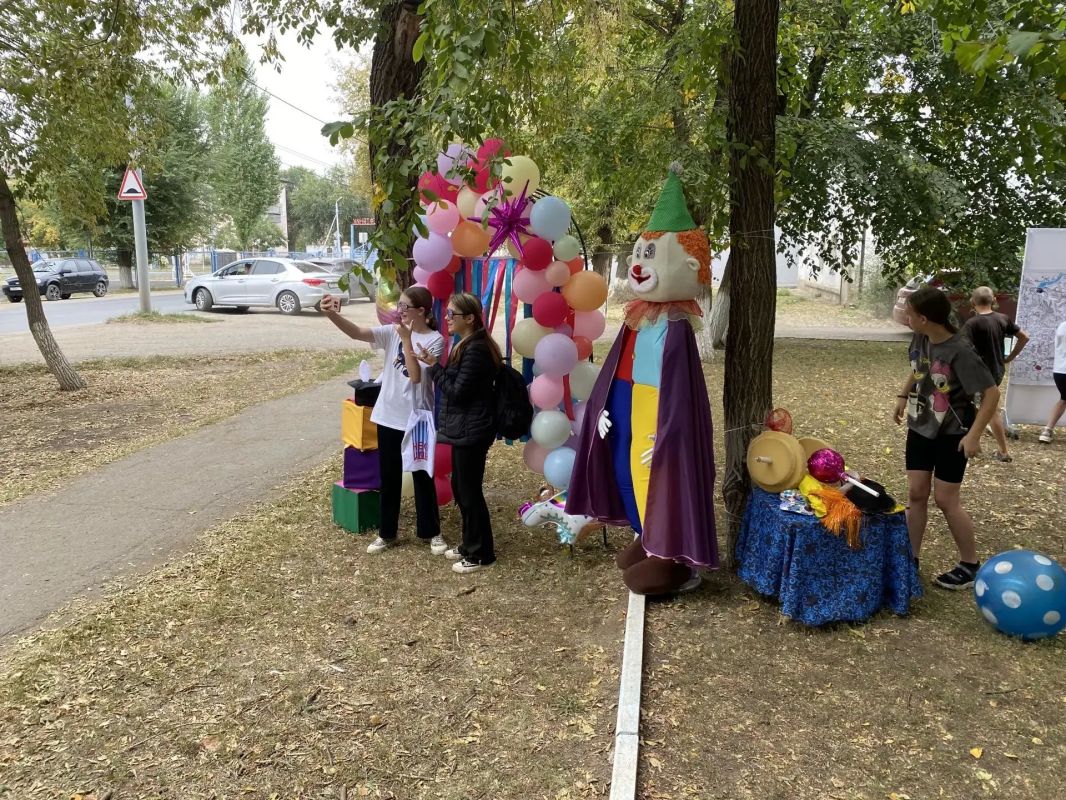 История, которая живёт в людях: в Оренбурге прошёл фестиваль «Бёрдская слобода» История, которая живёт в людях: в Оренбурге прошёл фестиваль «Бёрдская слобода»