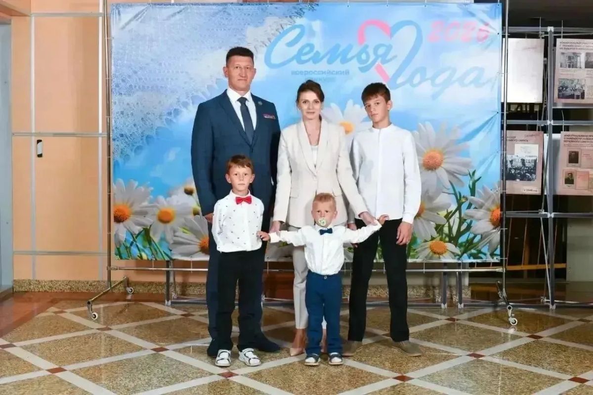 Семья Бровкиных из Оренбуржья — серебряные призеры конкурса «Семья года»