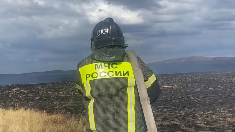 Ландшафтный пожар в Беляевском районе полностью потушен
