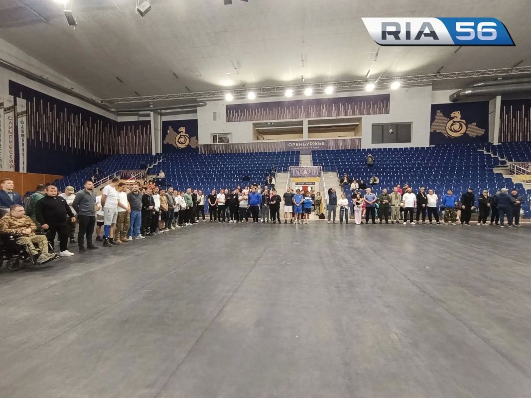 В Оренбурге ветераны СВО сразятся за «Кубок защитников Отечества» Сегодня в спортивном комплексе «Олимпийский» проходит масштабное областное физкультурное мероприятие В Оренбурге ветераны СВО сразятся за «Кубок защитников Отечества» Сегодня в спортивном комплексе «Олимпийский» проходит масштабное областное физкультурное мероприятие