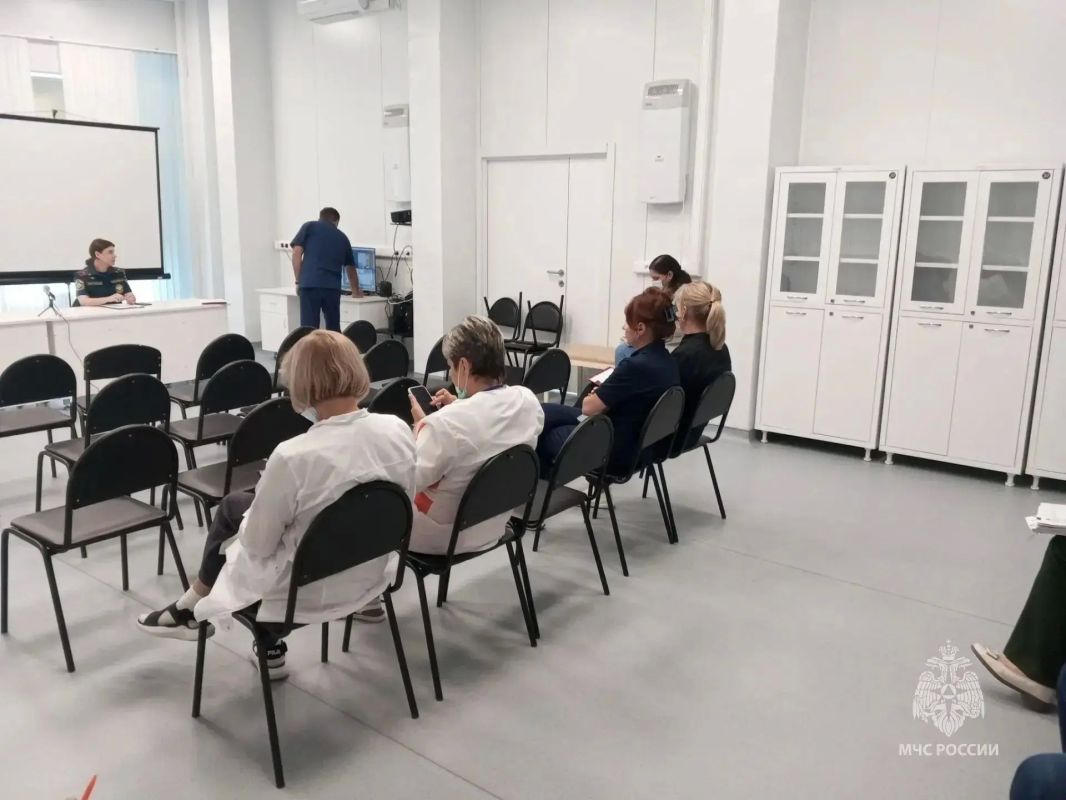 Отработка пожарной эвакуации в Оренбургской инфекционной больнице Отработка пожарной эвакуации в Оренбургской инфекционной больнице
