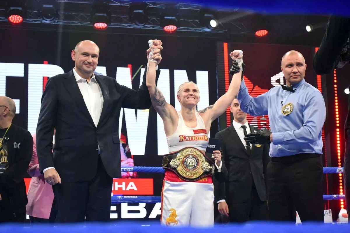 Титул чемпиона WBA Asia завоевала оренбурженка Екатерина «Катюша» Сычева Титул чемпиона WBA Asia завоевала оренбурженка Екатерина «Катюша» Сычева
