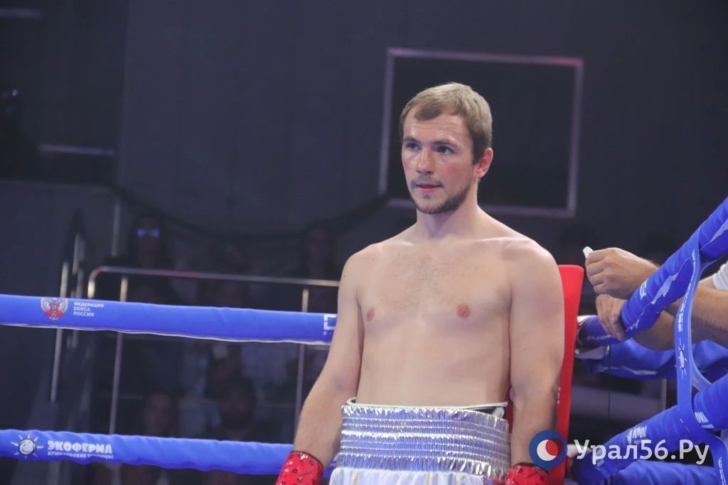 Четыре яркие победы и чемпионский пояс: чем завершился вечер бокса в Оренбурге Четыре яркие победы и чемпионский пояс: чем завершился вечер бокса в Оренбурге