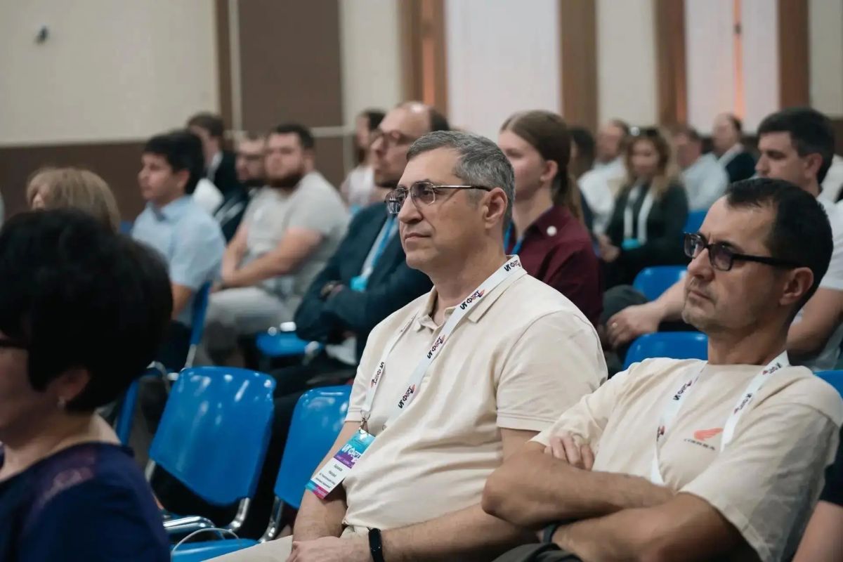 Завершился юбилейный «ИТ Фест Орен»: эксперты обсудили технологический суверенитет, ИИ и кибербезопасность Завершился юбилейный «ИТ Фест Орен»: эксперты обсудили технологический суверенитет, ИИ и кибербезопасность