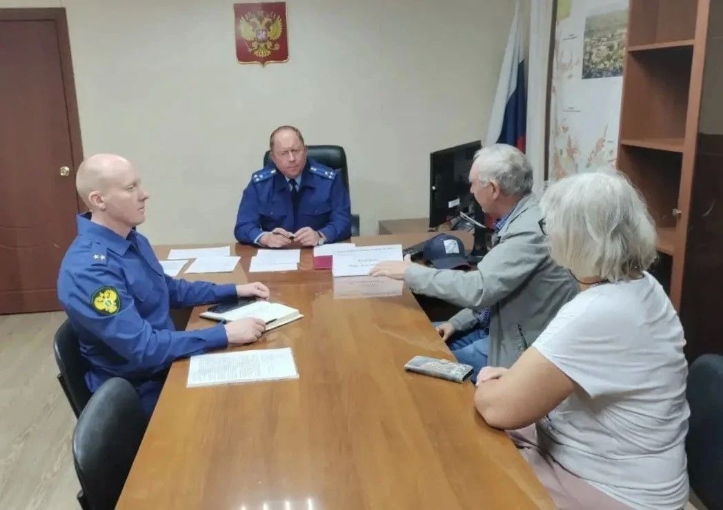 Первый заместитель прокурора Оренбургской области провел личный прием граждан Первый заместитель прокурора Оренбургской области провел личный прием граждан