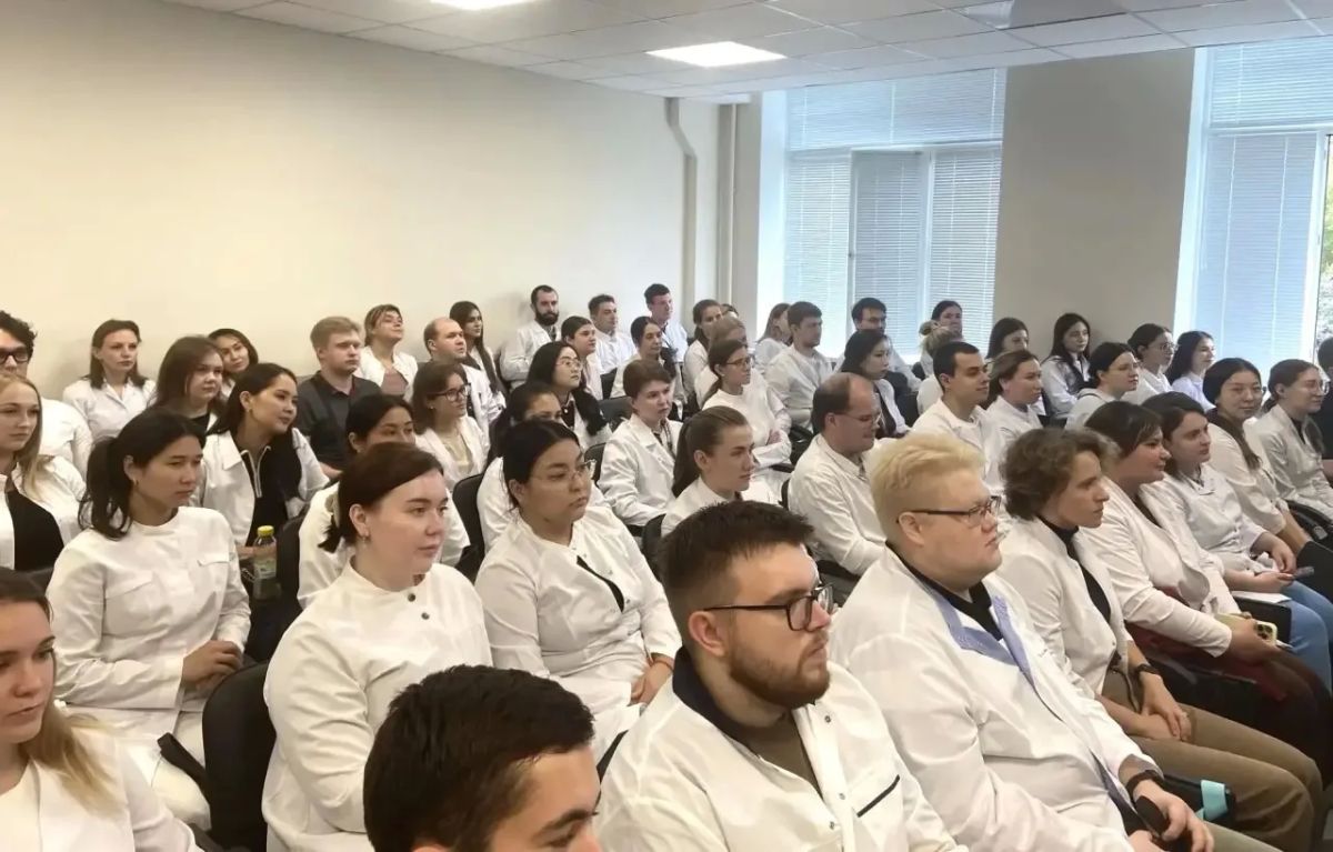 В Оренбургском медуниверситете прослушали онлайн-лекцию Михаила Мурашко по вопросам обеспечения безопасности пациентов В Оренбургском медуниверситете прослушали онлайн-лекцию Михаила Мурашко по вопросам обеспечения безопасности пациентов