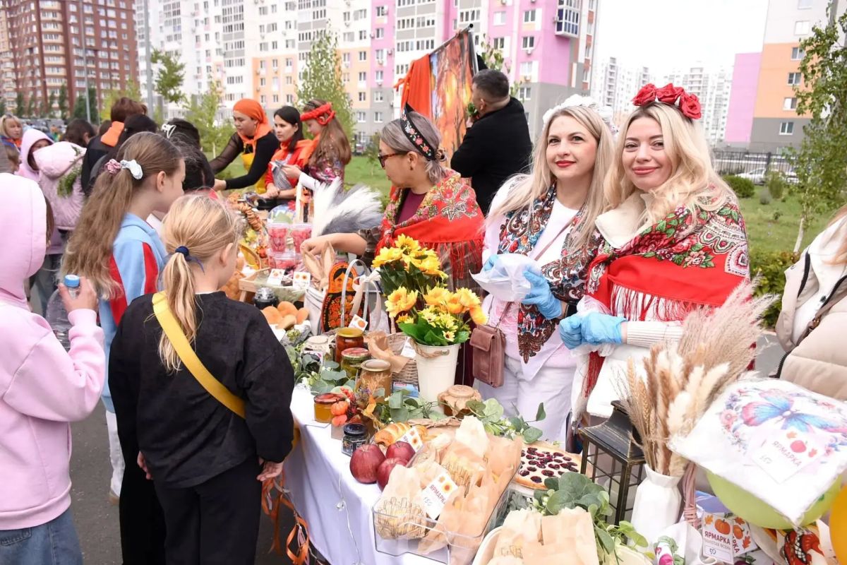 В Оренбурге продолжается голосование на выборах депутатов Государственной Думы РФ и Законодательного Собрания Оренбургской области В Оренбурге продолжается голосование на выборах депутатов Государственной Думы РФ и Законодательного Собрания Оренбургской области