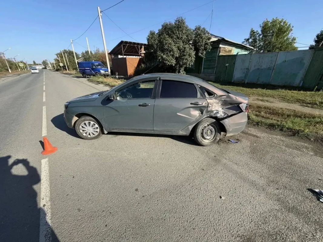 В Орске водитель «Лады» при развороте сбил питбайк с двумя подростками В Орске водитель «Лады» при развороте сбил питбайк с двумя подростками