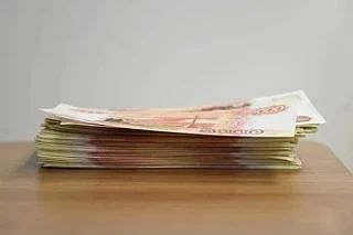 Оренбургская школьница хотела подзаработать, но лишила отца 16 тысяч