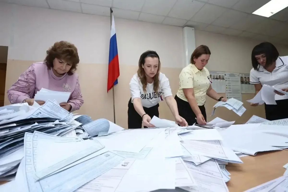 Евгений Солнцев поблагодарил оренбуржцев за участие в выборах Евгений Солнцев поблагодарил оренбуржцев за участие в выборах