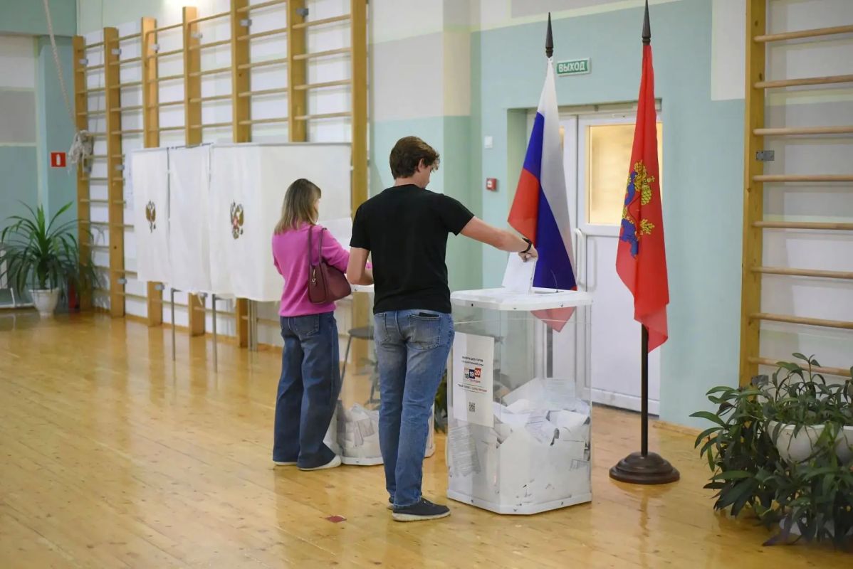 В Оренбурге завершилось голосование на выборах В Оренбурге завершилось голосование на выборах