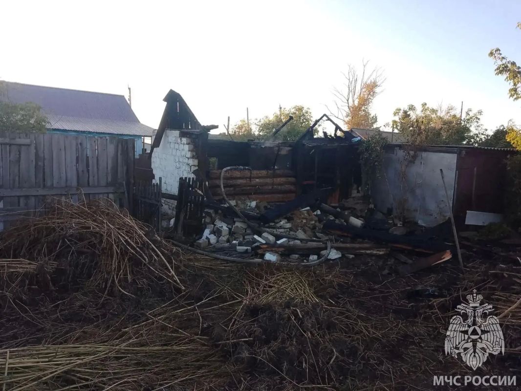 Два человека пострадали на пожарах в Оренбуржье за выходные