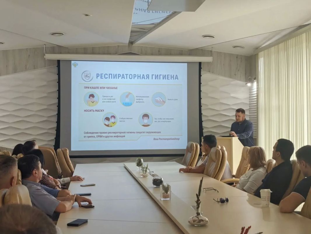 В рамках реализации просветительского проекта Лекторий «Санпросвет» специалисты Управления Роспотребнадзора по Оренбургской области проводят серию выездных лекций для сотрудников предприятий и организаций по всей области В рамках реализации просветительского проекта Лекторий «Санпросвет» специалисты Управления Роспотребнадзора по Оренбургской области проводят серию выездных лекций для сотрудников предприятий и организаций по всей области