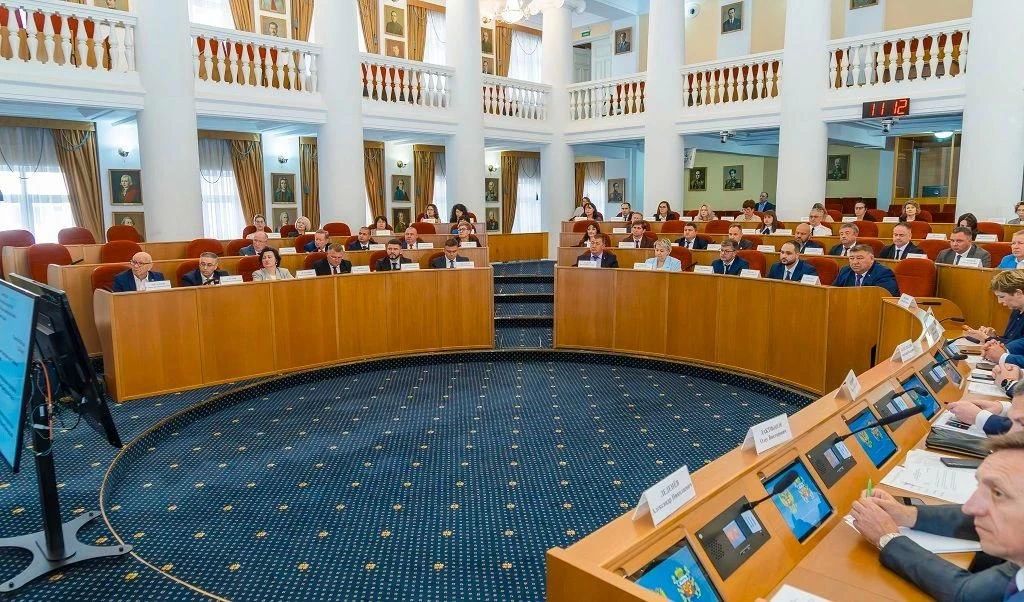 Президиум политсовета «Единой России» в Оренбуржье выдвинул кандидатуры на ключевые посты в Законодательное Собрание региона Президиум политсовета «Единой России» в Оренбуржье выдвинул кандидатуры на ключевые посты в Законодательное Собрание региона