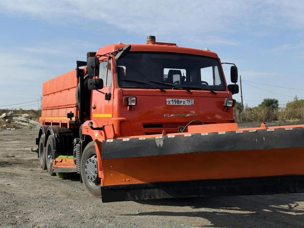 Еще несколько «новинок» из Москвы: В Орск и Соль-Илецк поступит дорожная техника