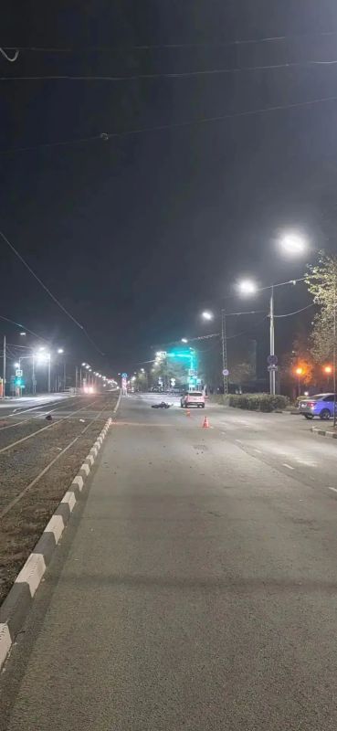 Сотрудники Госавтоинспекции города Орска проводят проверку по факту ДТП в результате которого пострадал водитель питбайка Сотрудники Госавтоинспекции города Орска проводят проверку по факту ДТП в результате которого пострадал водитель питбайка
