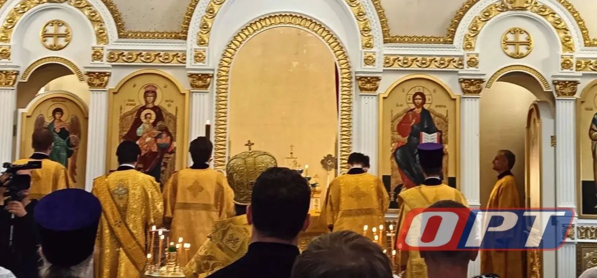 В храме Святого апостола Андрея Первозванного прошло торжественное богослужение