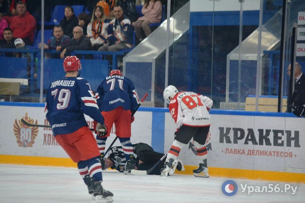 «Южный Урал» обыграл лидера и одержал вторую победу подряд «Южный Урал» обыграл лидера и одержал вторую победу подряд