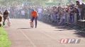 «Беги, Форрест, беги!..». Так и хочется подбодрить пернатого спортсмена!