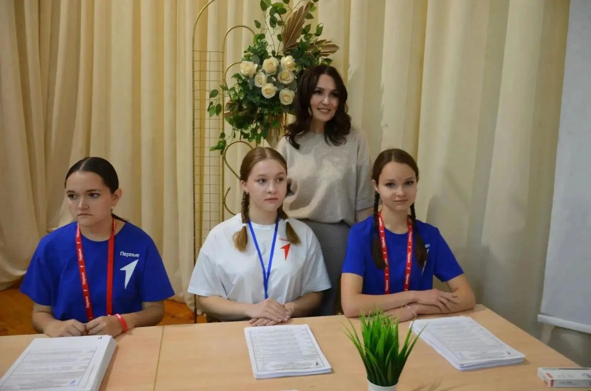 Учиться выбирать: сегодня в Оренбуржье проходят выборы Первых Учиться выбирать: сегодня в Оренбуржье проходят выборы Первых