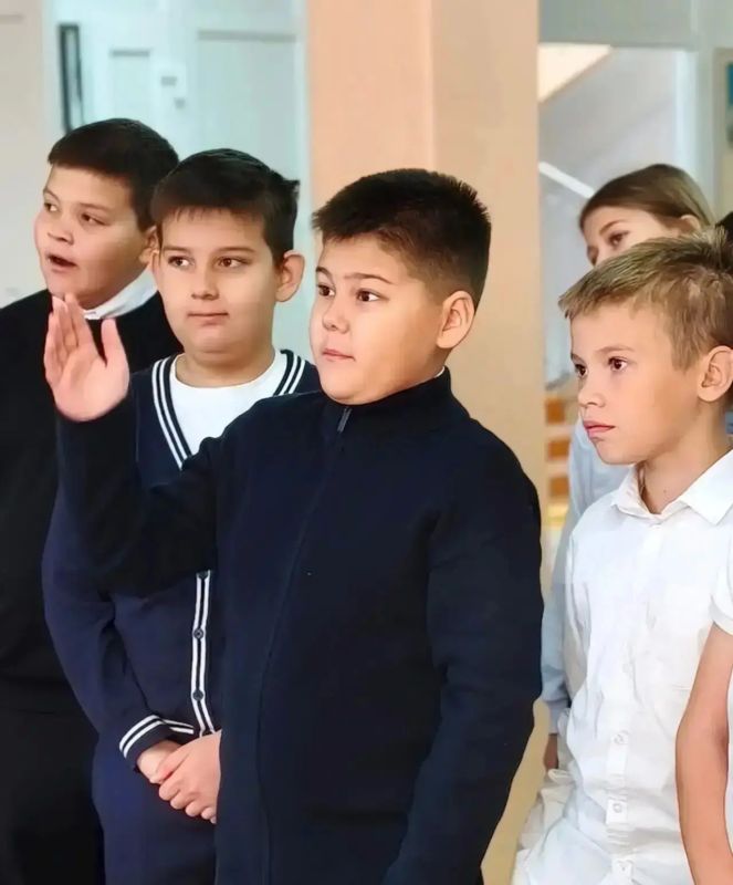 «Донбасс 2022»: выездная выставка ко Дню воссоединения ДНР, ЛНР, Запорожской и Херсонской областей с Российской Федерацией «Донбасс 2022»: выездная выставка ко Дню воссоединения ДНР, ЛНР, Запорожской и Херсонской областей с Российской Федерацией