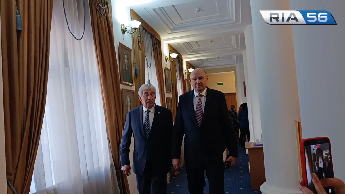 Сергей Грачёв в четвертый раз возглавил Заксобрание Оренбуржья Сергей Грачёв в четвертый раз возглавил Заксобрание Оренбуржья