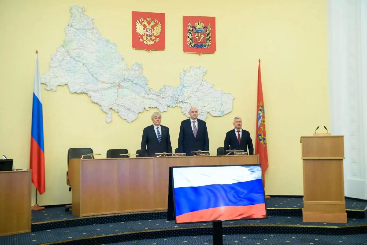 Губернатор Оренбургской области Евгений Солнцев принял участие в первом заседании Законодательного Собрания восьмого созыва