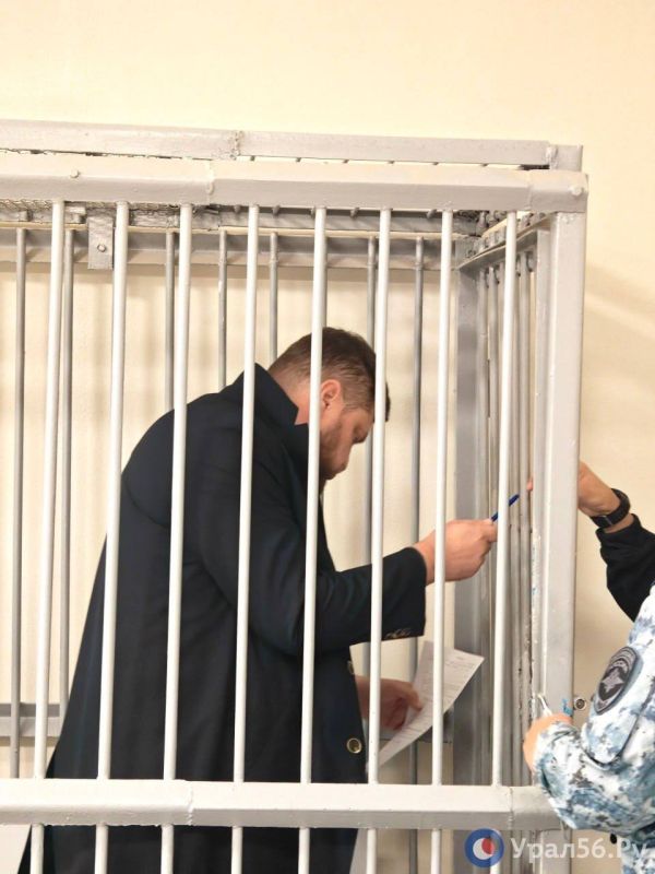 Накануне стало известно сразу о двух задержаниях по громким коррупционным делам в Оренбурге: Накануне стало известно сразу о двух задержаниях по громким коррупционным делам в Оренбурге: