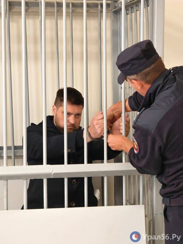 Накануне стало известно сразу о двух задержаниях по громким коррупционным делам в Оренбурге: Накануне стало известно сразу о двух задержаниях по громким коррупционным делам в Оренбурге: